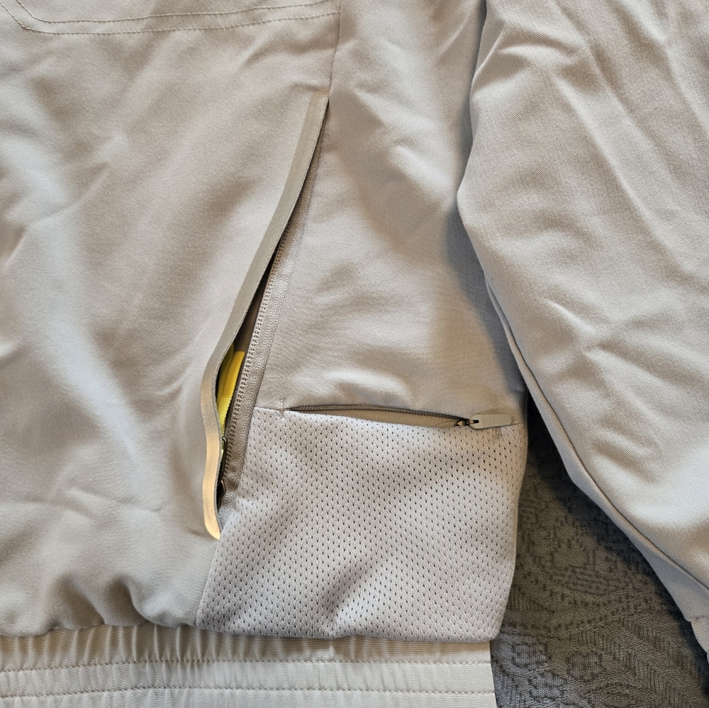 Figs Jacket - Picture 3 of 6